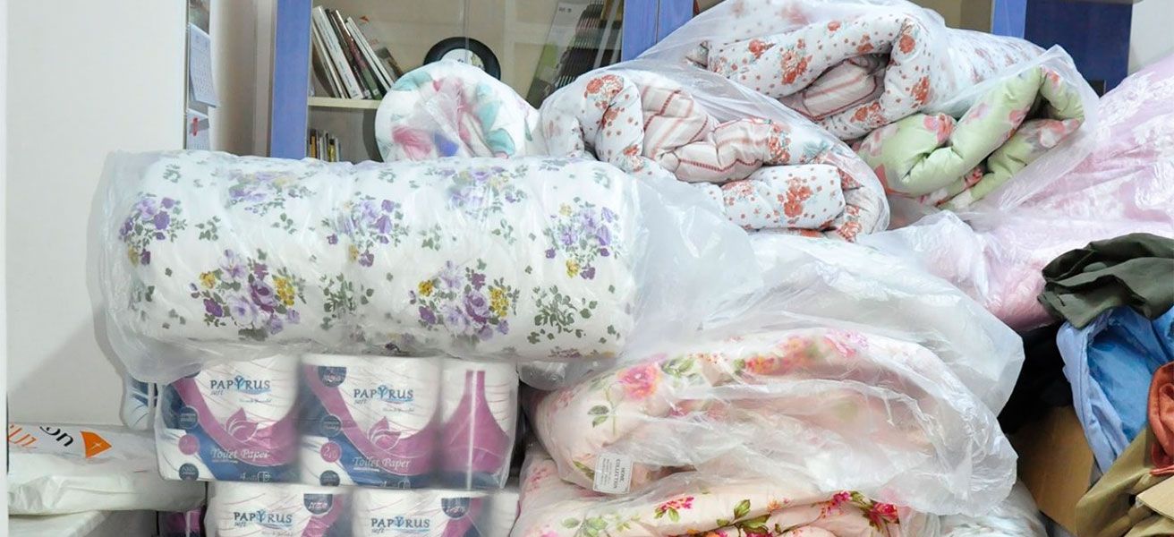 Շարունակում ենք տեսակավորել ձեր նվիրատվությունները