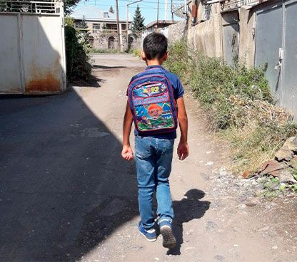 «Քարֆուր Հայաստան»-ի շնորհիվ 150 երեխա կունենա նոր դպրոցական պայուսակ և անհրաժեշտ գրենական պիտույքներ